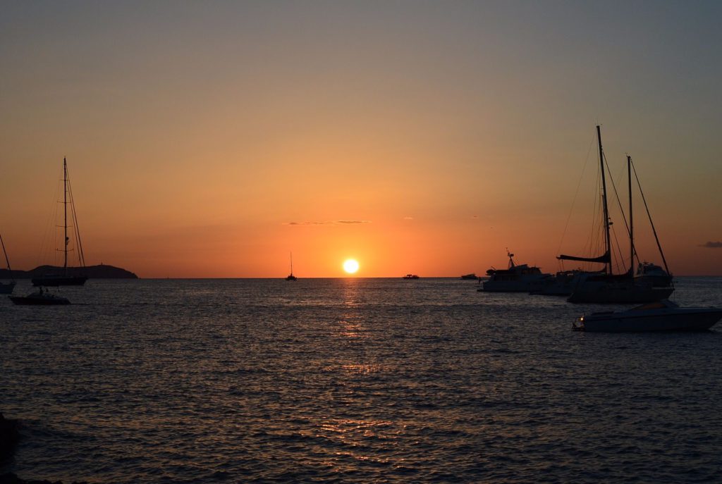 ibiza en barco